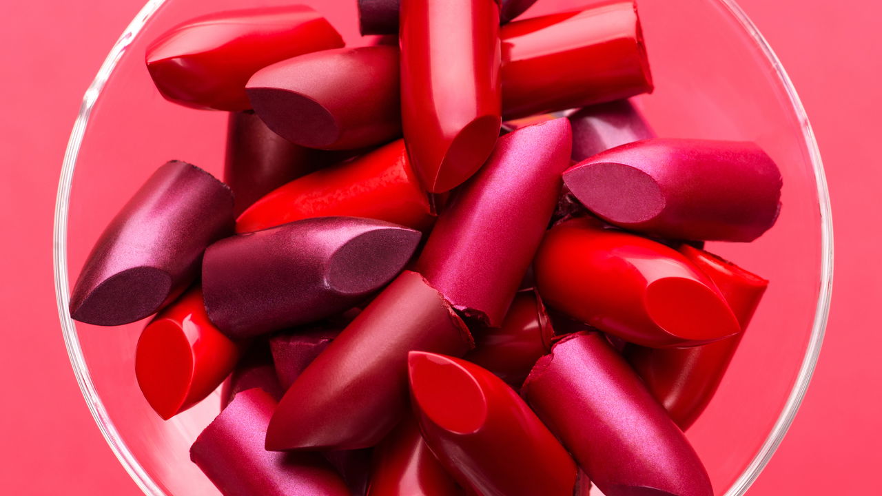 O batom que realça a beleza das mulheres 40+