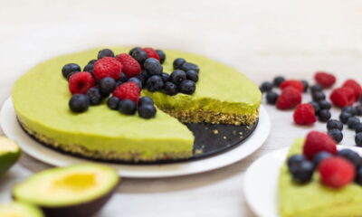 Bolo de abacate fofinho que conquista todos