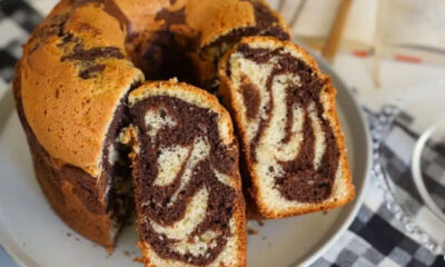 Receita prática de bolo mesclado de liquidificador