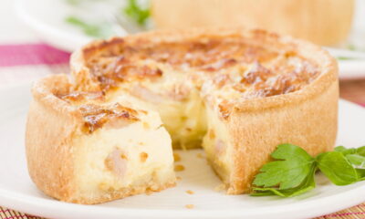 O segredo do bolo salgado que nunca sobra na mesa