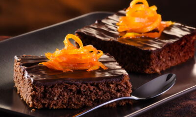 Truque deixa o brownie molhadinho e com sabor intenso de chocolate