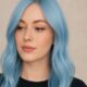 O cabelo azul pastel está conquistando cada vez mais espaço no mundo da moda. Sua estética delicada, inovadora e cheia de personalidade transformou