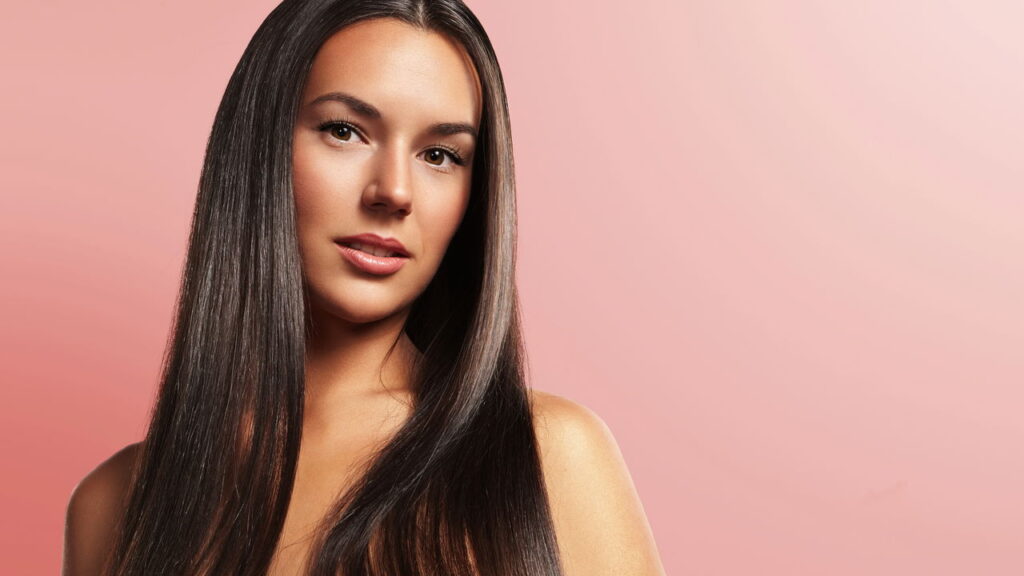 Segredo que deixa os cabelos brilhando como os do salão
