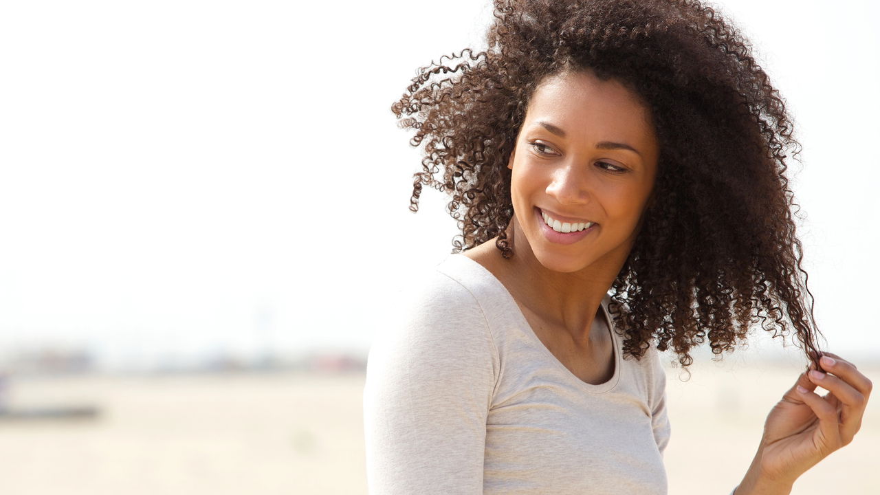 Cuidados essenciais para cabelos cacheados