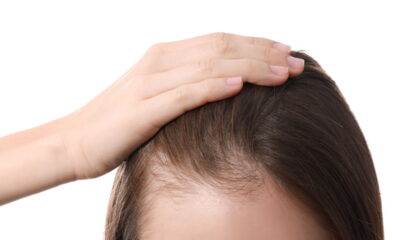 Escolher o corte de cabelo certo pode fazer toda a diferença para cabelos finos. Combinando estilo e técnicas personalizadas, é possível criar volume, movimento e um visual atualizado