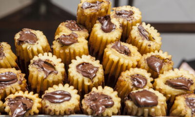 Receita de churros assados que explodem sabor sem fritura