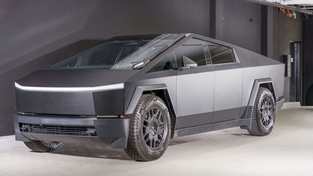 O carro da Tesla que pode mudar tudo o que você conhece