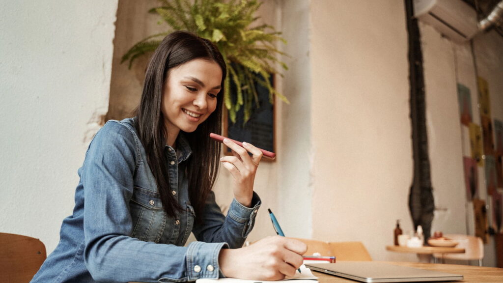 O 'H' é uma letra que, apesar de não ser pronunciada na maioria das palavras, ainda mantém um papel de destaque na ortografia do português
