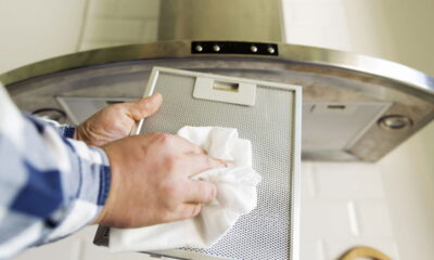 Manter o exaustor da cozinha limpo é essencial para preservar a qualidade do ar e garantir a eficiência do equipamento