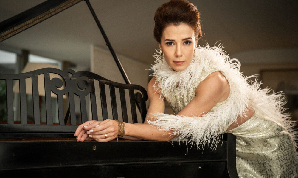 Marjorie Estiano é Angela Diniz: caso real de assassinato em que a vítima foi “condenada”