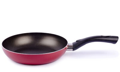 Como limpar frigideira antiaderente sem estragar