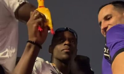 Botafogo provoca freguês Atlético-MG após mais uma vitória com 10 em campo