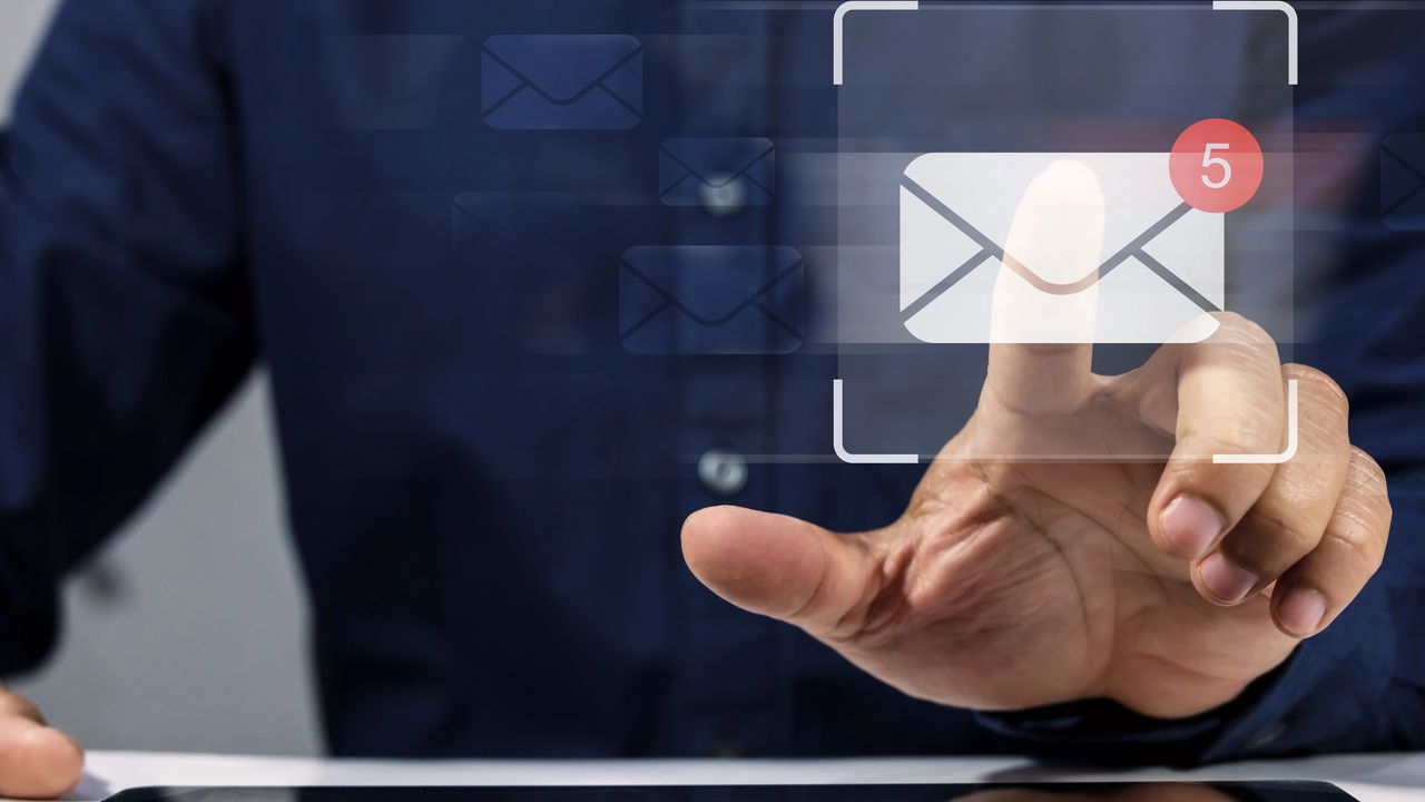 As previsões astrológicas indicam que quatro signos do zodíaco estão prestes a vivenciar oportunidades profissionais únicas em suas carreiras.