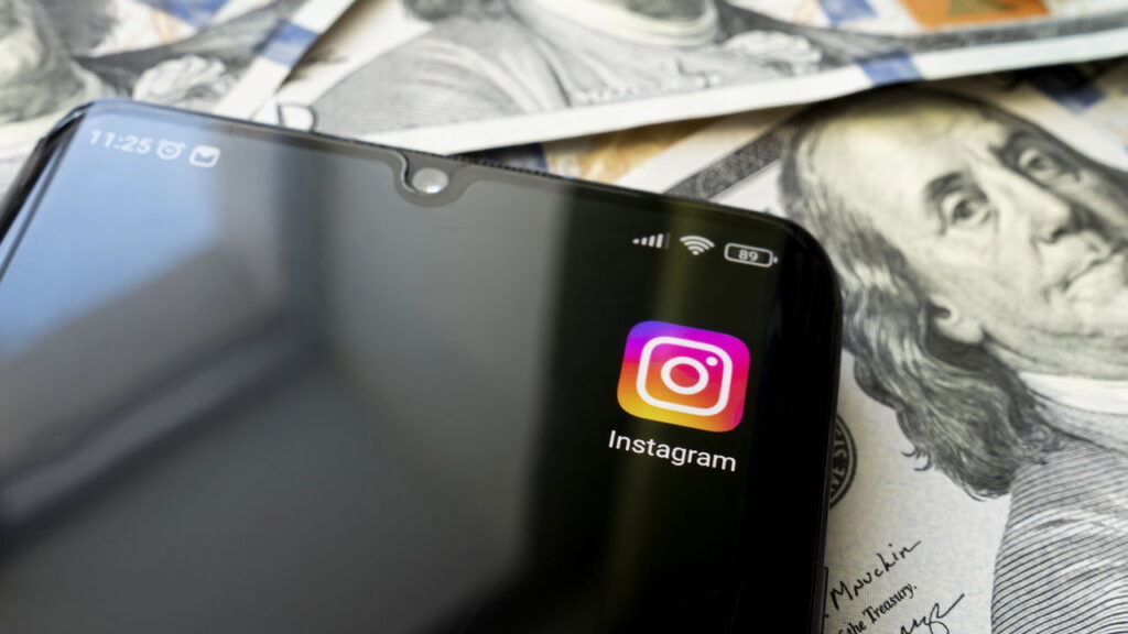 Estratégias para lucrar com redes sociais
