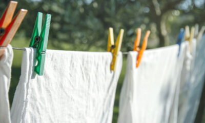 Como usar plástico para secar roupas rápido