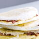 Aprenda o passo a passo da tapioca nordestina, uma opção prática, econômica e cheia de sabor