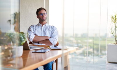 No horizonte astrológico, determinados signos precisarão lidar com desafios intensos nas energias relacionadas ao trabalho