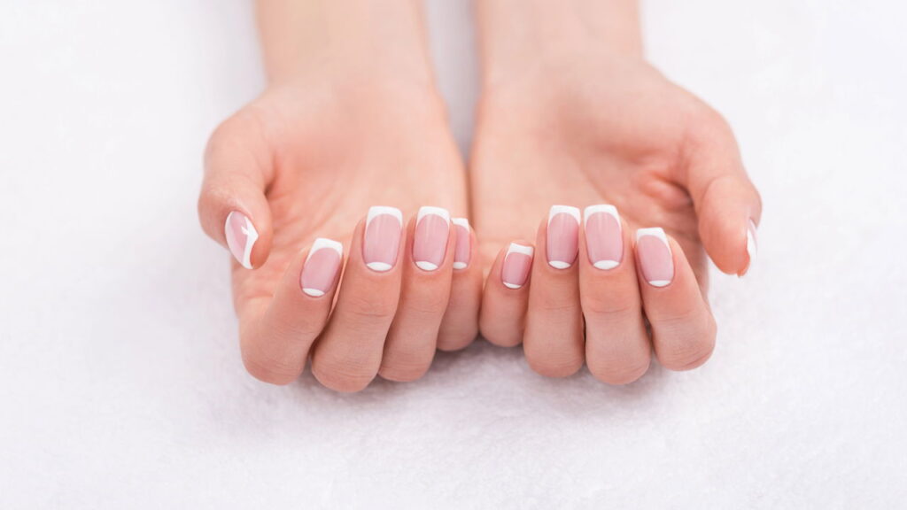 Três cuidados essenciais para unhas fortes
