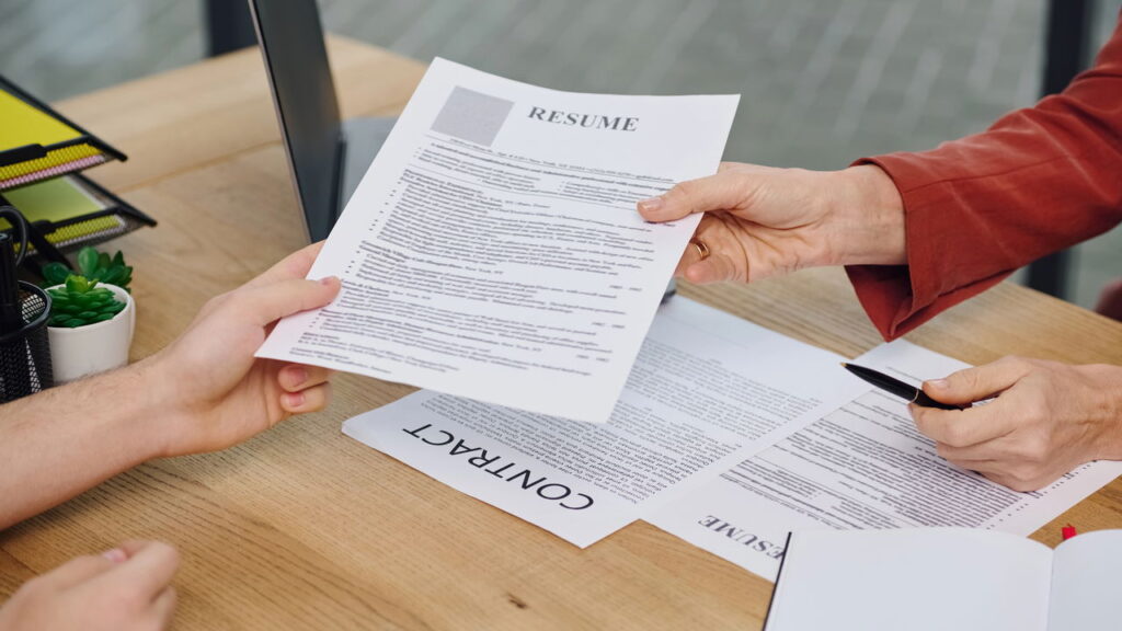 Rio abre 1.535 vagas de emprego com salários variados e sem experiência