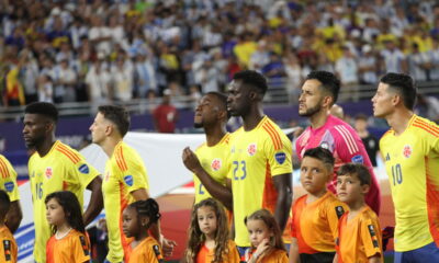 Luis Suárez marca poker nas eliminatórias sul-americanas