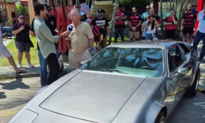 Zico reencontra seu raro Miura 1979 após restauração