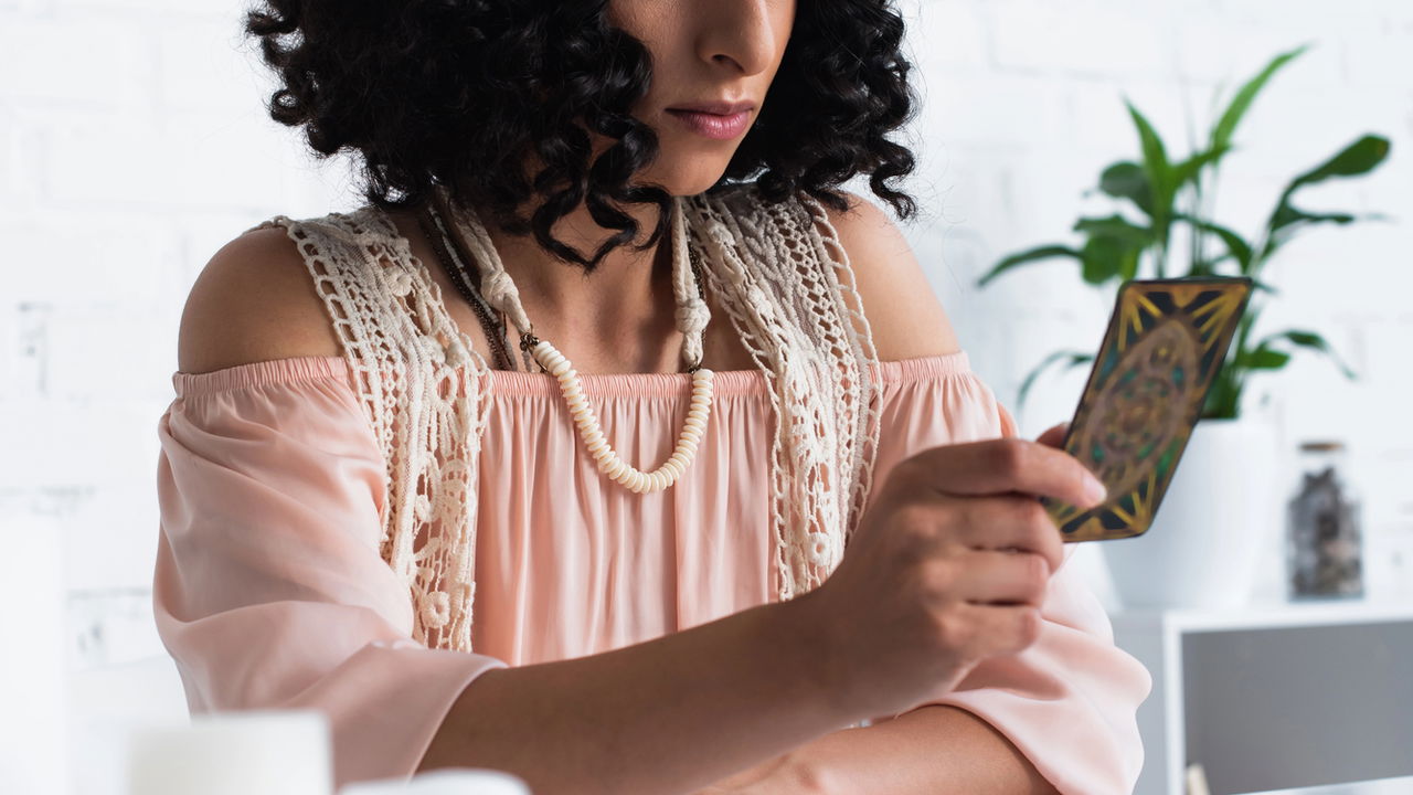 Quando se fala em astrologia, muitas pessoas se perguntam quais signos podem não se dar bem e, eventualmente, se tornarem inimigos