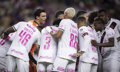 Fortaleza x Vasco se enfrentam em partida válida pela rodada 28 do Campeonato Brasileiro na arena Castelão em 15 de Outubro de 2025. Fotos: Dikran Sahagian/Vasco