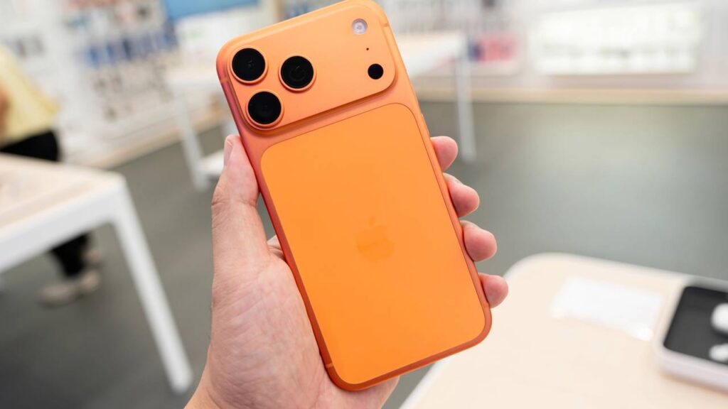 Os cinco celulares mais rápidos e tecnológicos do mundo em 2025