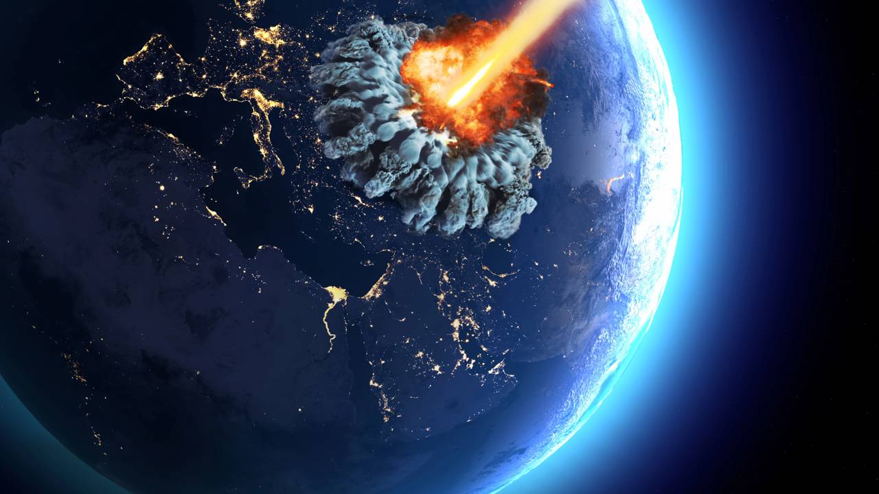 Ele quebrou uma regra do trabalho, e impediu o fim do mundo