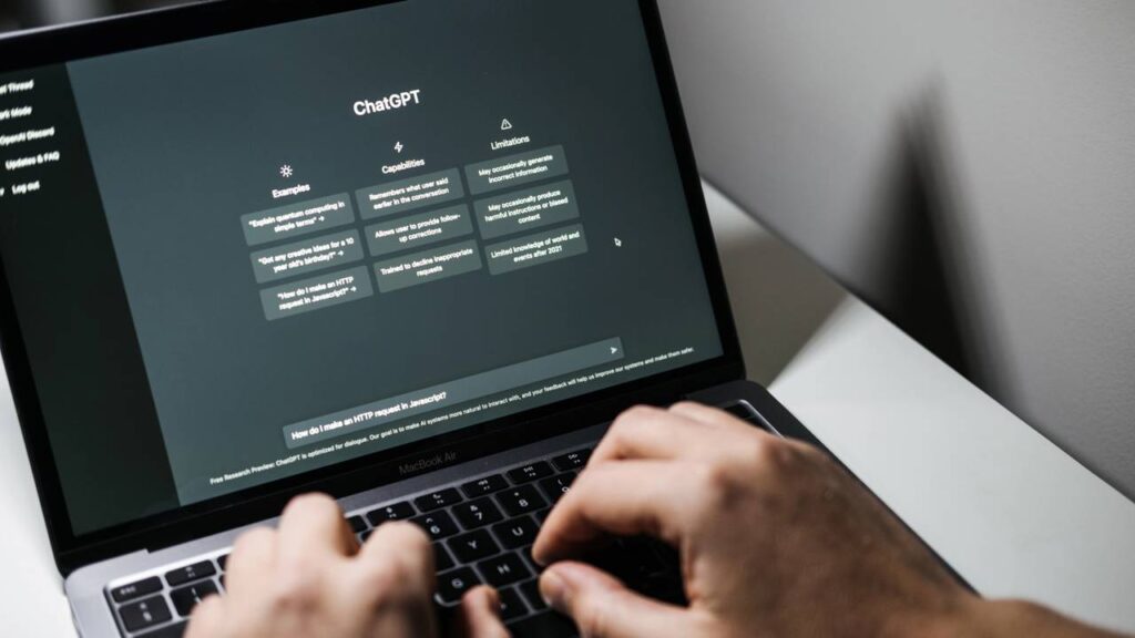 Cinco recursos do ChatGPT que você nem imagina que são gratuitos
