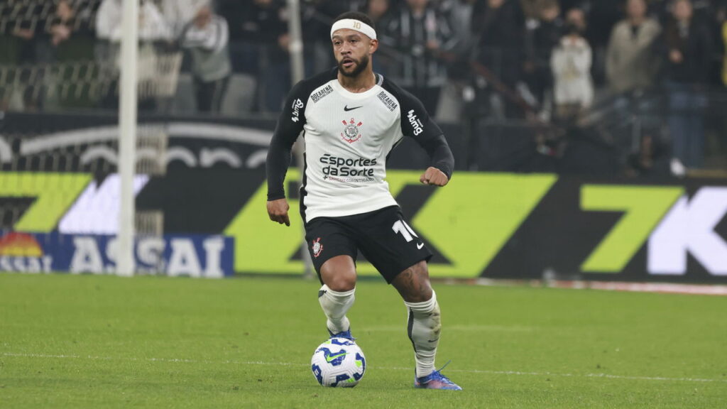 Os cinco maiores salários de jogadores atuando no Brasil