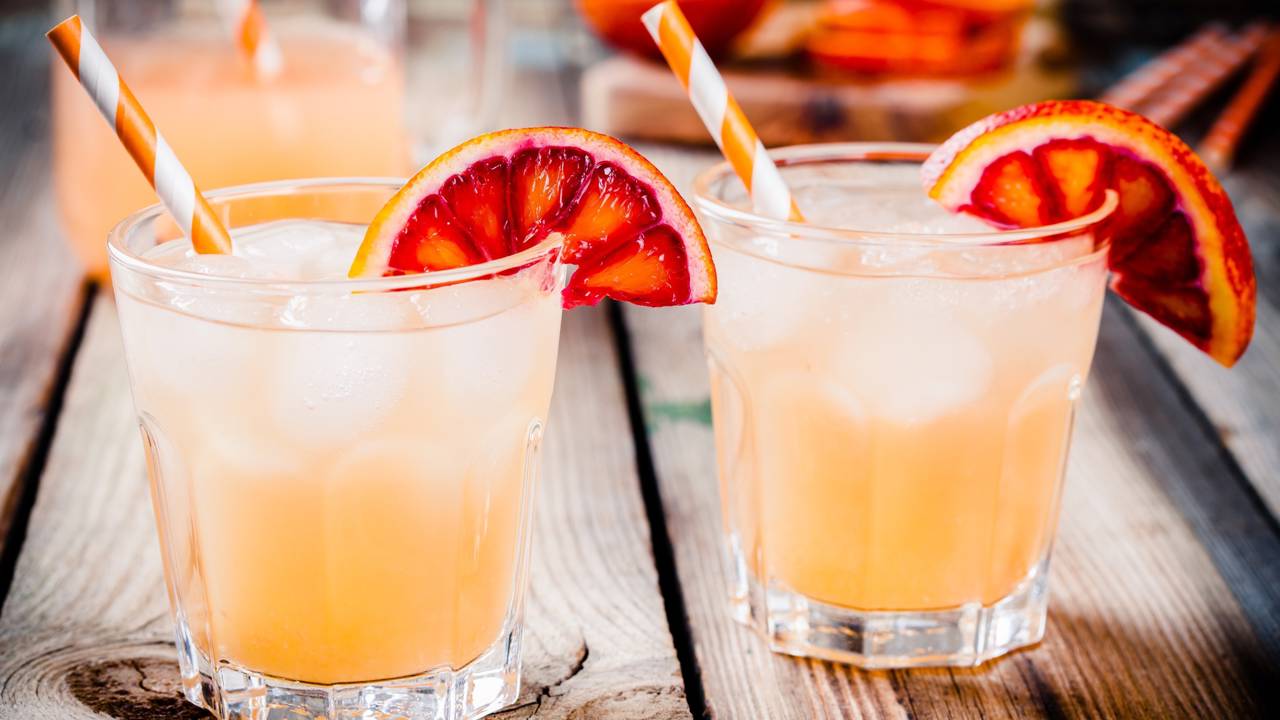 Receitas de drinks sem álcool irresistíveis, fáceis e cheias de sabor