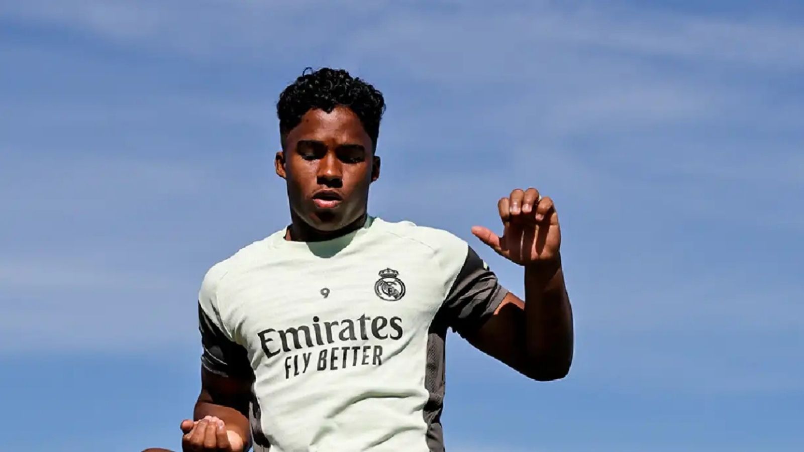 Futuro de Endrick no Real Madrid balança após decisão de Xabi Alonso sobre Gonzalo García