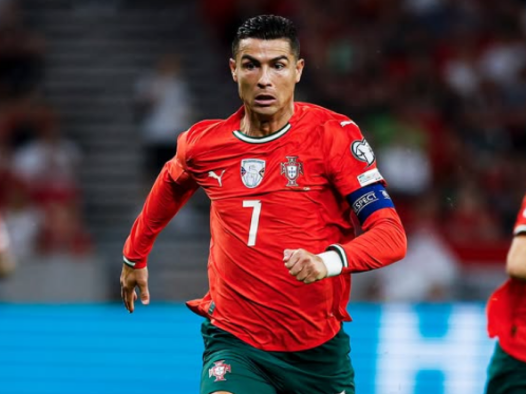 Imprensa internacional detona Cristiano Ronaldo após atuação apagada: “Dez homens e uma estátua”
