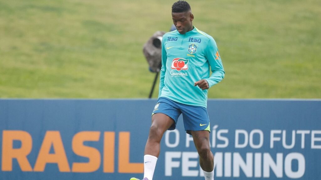 Palmeiras tenta Luiz Henrique, mas Zenit impõe valor acima do esperado