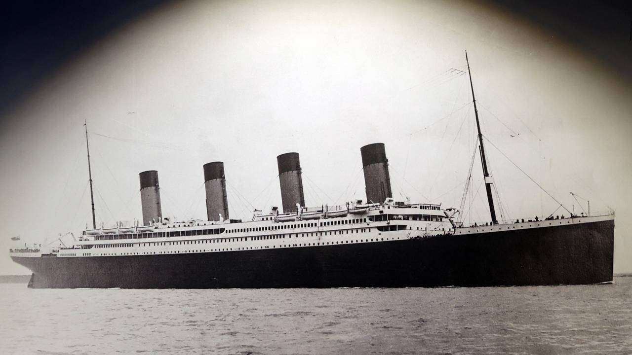 Governo americano contesta plano de venda de relíquias do Titanic e defende a preservação pública