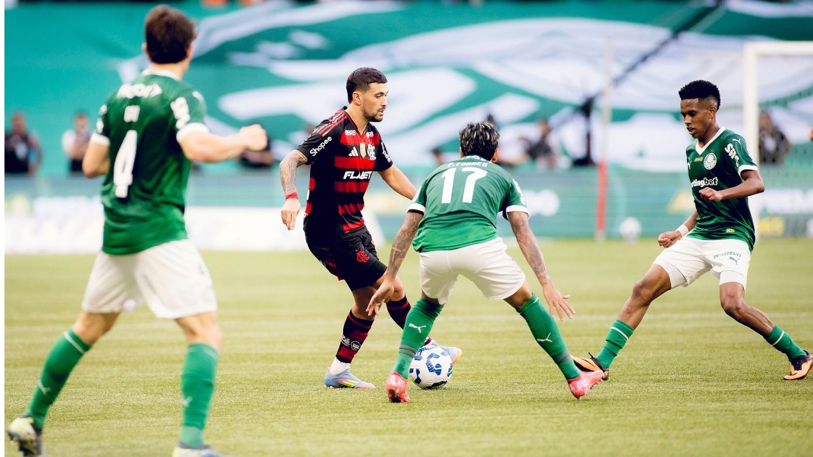 Arrascaeta Flamengo Palmeiras