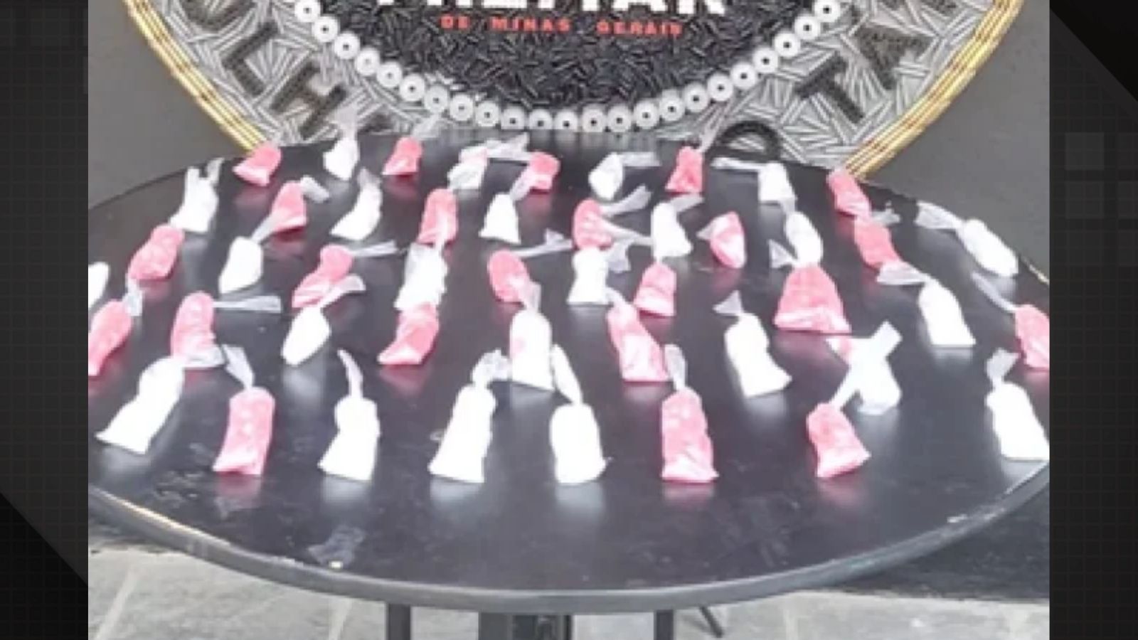 Homem é preso com 720 pinos de cocaína no "Buraco do Peru"