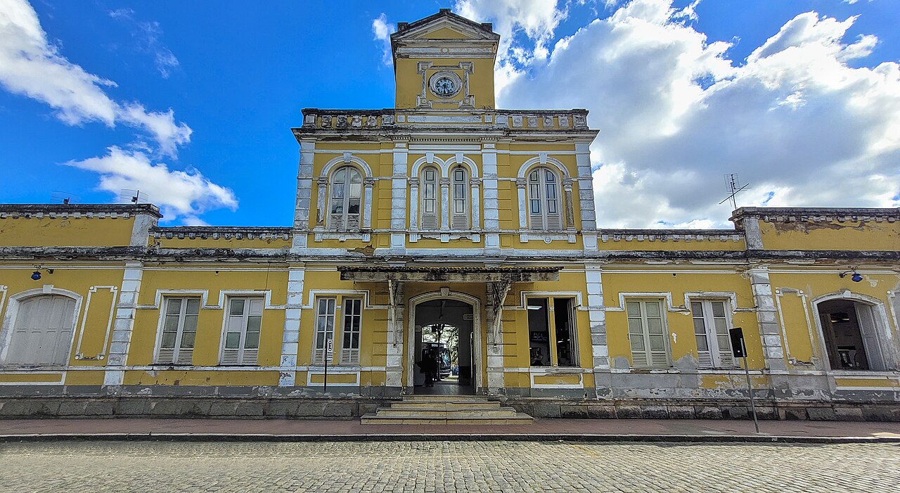 Conheça essa cidade carioca histórica com fazendas e casarões coloniais