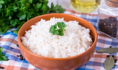 Como fazer arroz soltinho de forma simples e sem erro