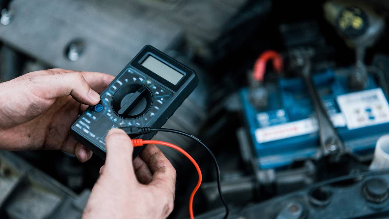 O que fazer para a bateria do carro durar mais e evitar prejuízos