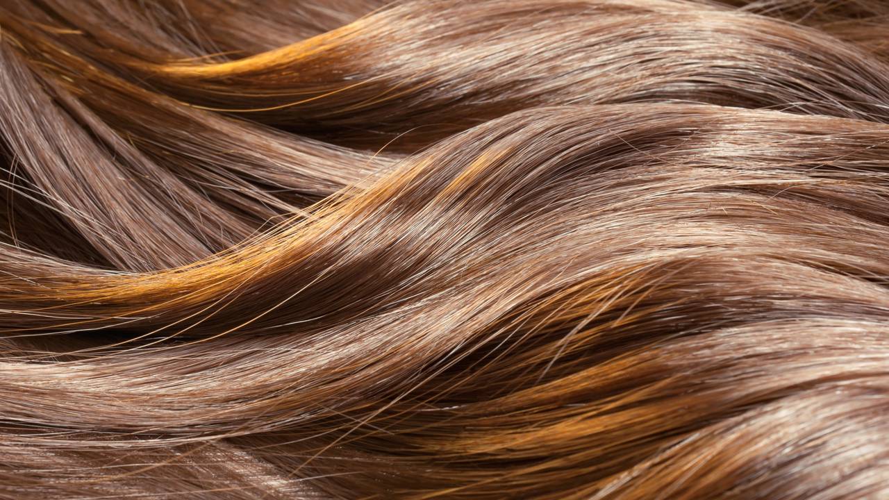 Dicas infalíveis para manter o cabelo sempre brilhoso e saudável o ano inteiro