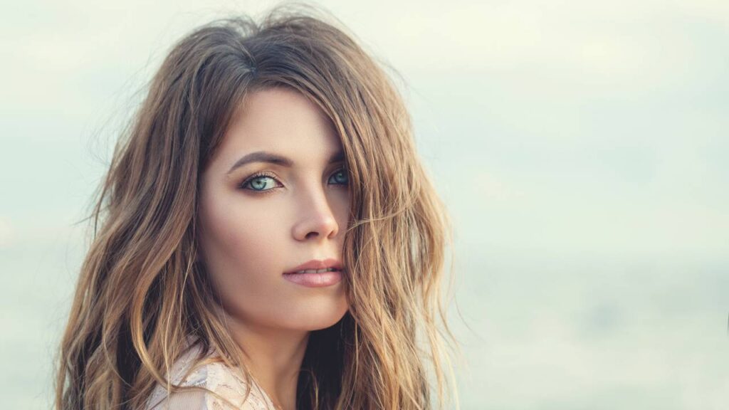 Esse corte tem feito sucesso por deixar o visual leve e moderno sem esforço