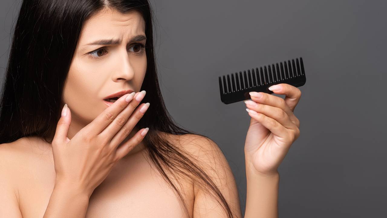 O tratamento de salão que recupera fios quebradiços em tempo recorde