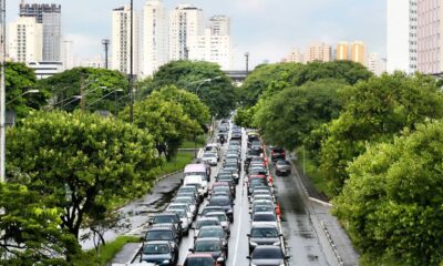 Os carros com melhor desempenho para enfrentar o trânsito das cidades brasileiras