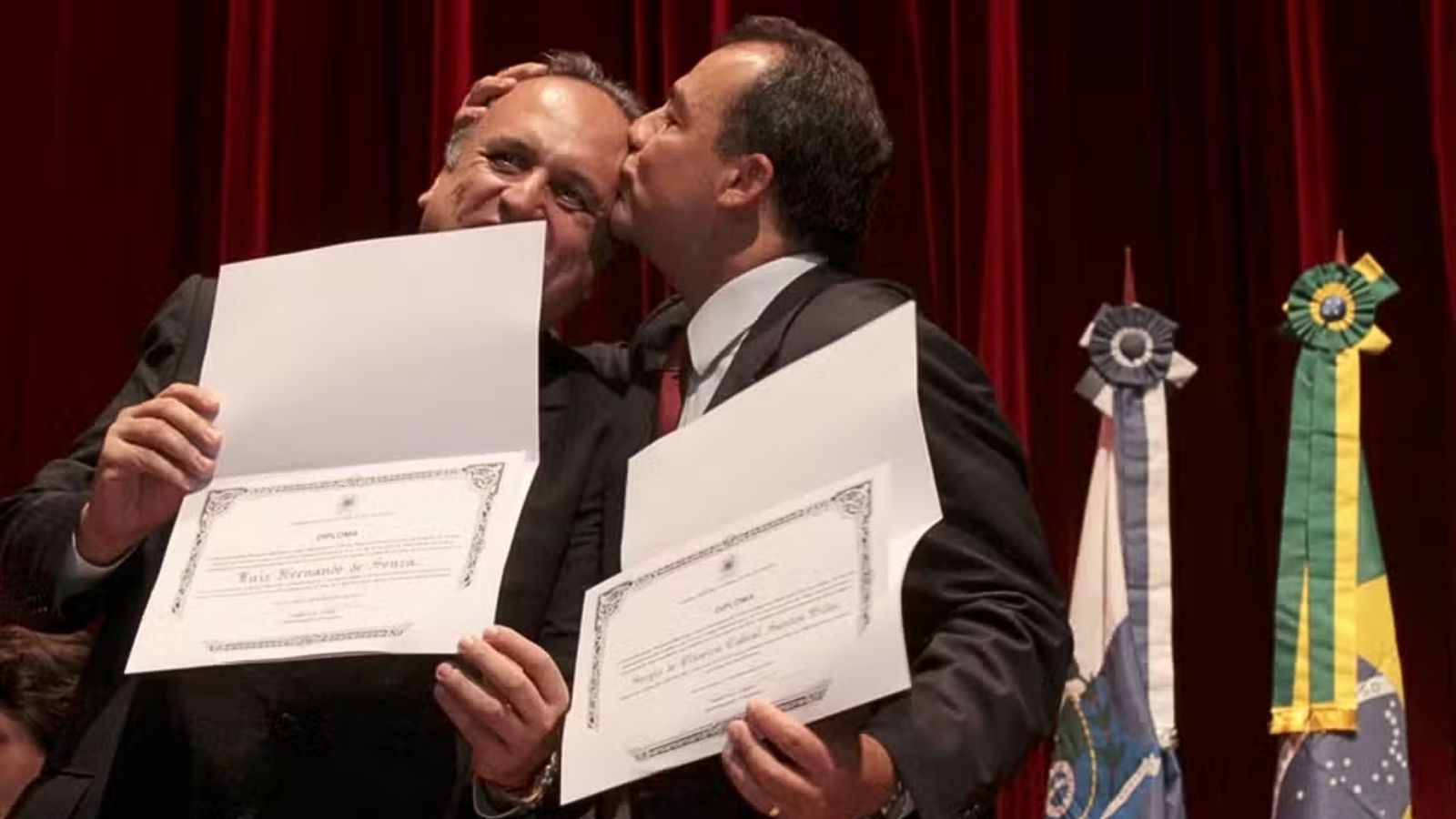 Justiça do Rio condena Sérgio Cabral e Luiz Fernando Pezão por corrupção na campanha de 2014