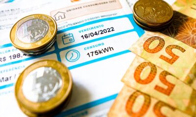 Cinco formas simples de economizar energia em casa e reduzir a conta de luz