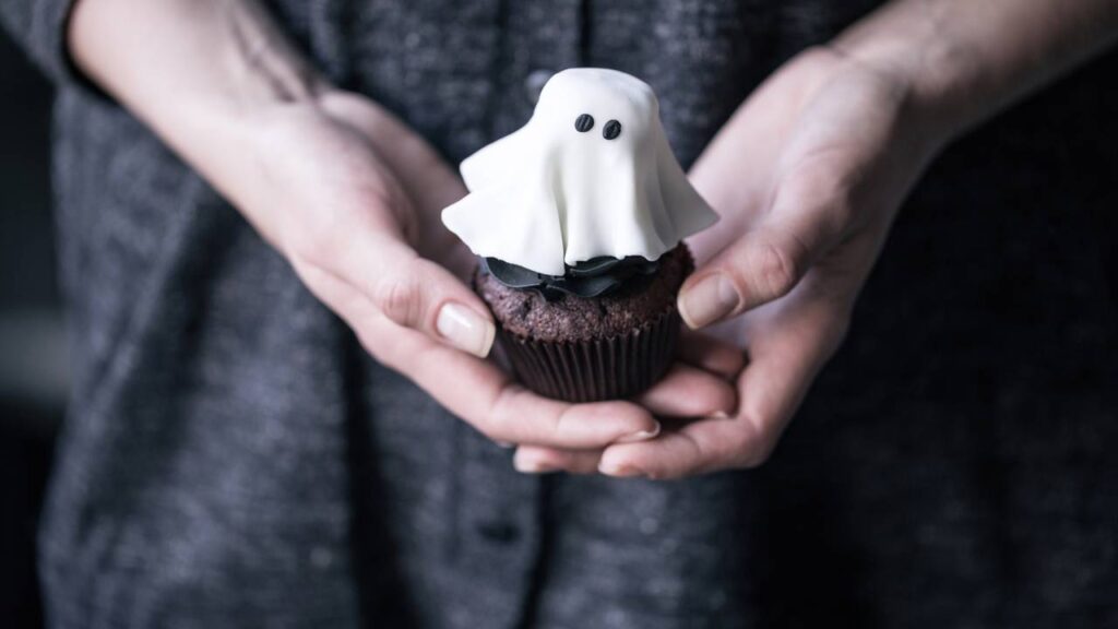 Qual é o feminino de “fantasma”?