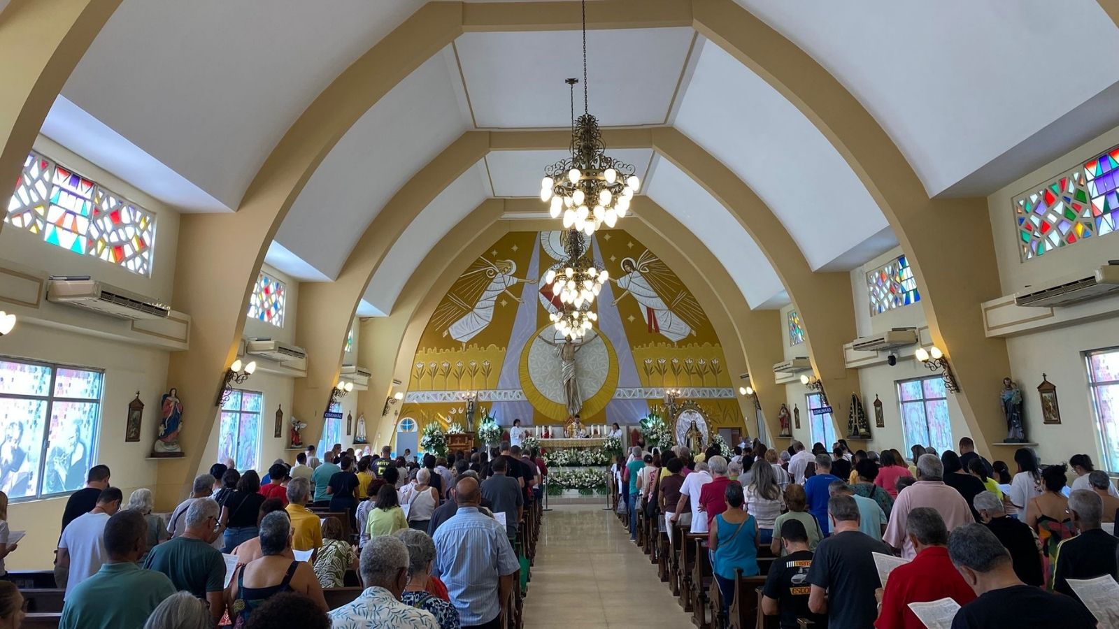 Dia de Santa Edwiges reúne devotos em São Cristóvão em celebração de fé e gratidão