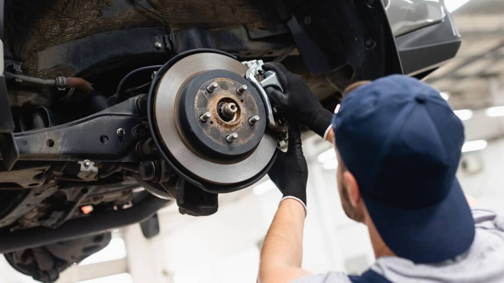 Como saber a hora certa de revisar os freios e evitar prejuízos